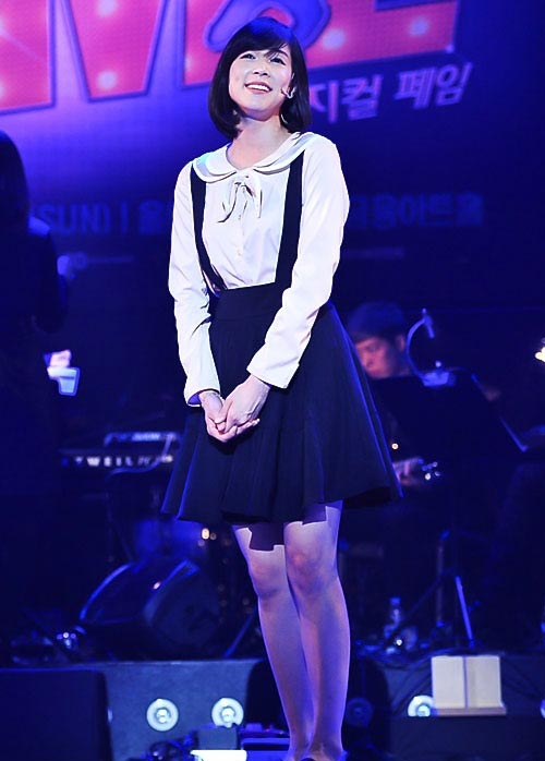 SJ<em>银赫少女时代</em>Tiffany等亮相音乐剧首演(组图