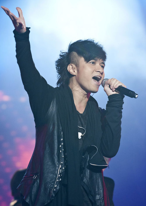 陈小春张杰唐禹哲等出席 劲歌王 金曲 颁奖礼 (组