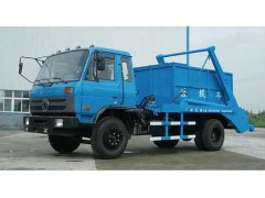 供应东风尖头摆臂式垃圾车 密封自卸式垃圾车