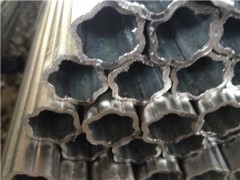 供应大棚管椭圆管梅花管D型管方矩管焊管图2
