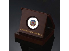 同学会纪念品定制礼品校友会纪念品定制水晶镶嵌银币摆件图2
