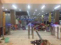 超市入口感应门，超市感应门，超市豪华感应门红外感应门图2