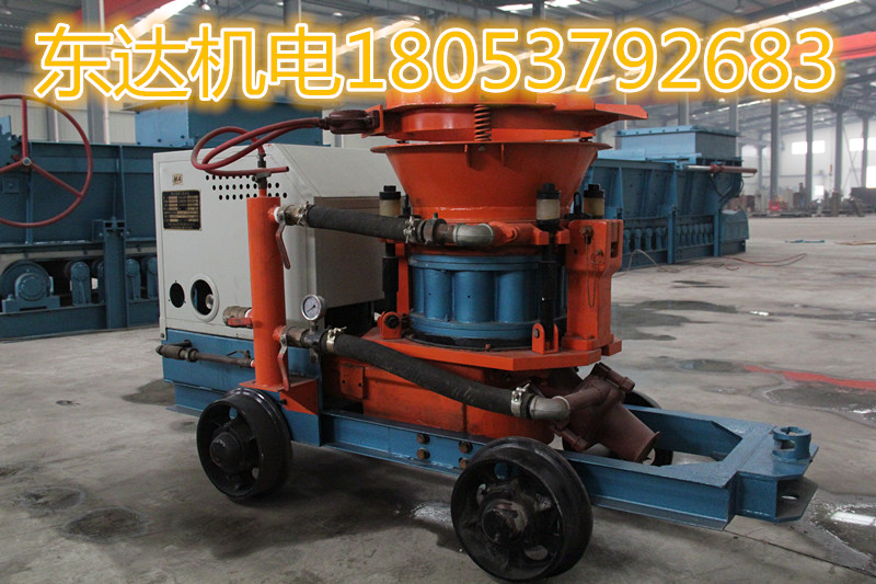 混凝土喷射机6_副本