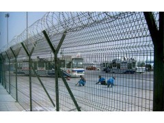 供应球场护栏机场铁路护栏Y型安全防护网防抛网图2