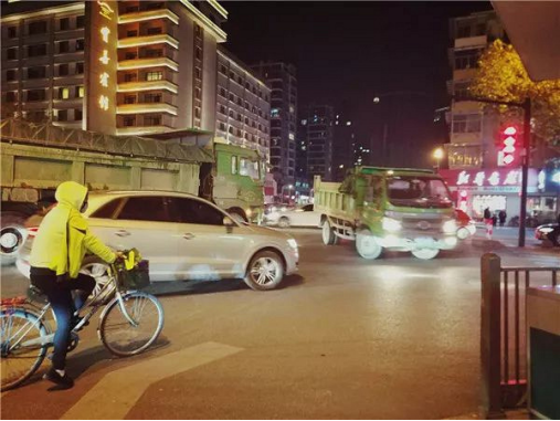 未使用渣土车管理系统，引发交通事故闻者流泪