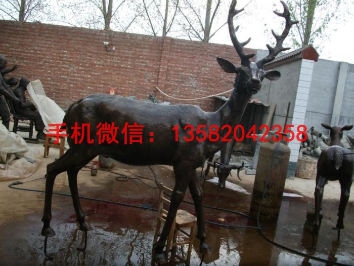 动物铜雕塑 铜鹿雕塑制作