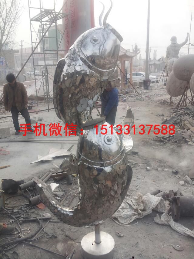 鲤鱼不锈钢雕塑4