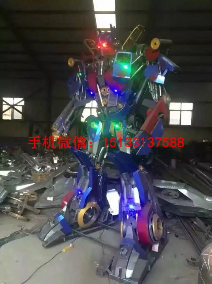 变形金刚雕塑 12