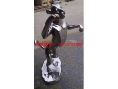 豹子雕塑，不锈钢动物雕塑，不锈钢雕塑厂家图2
