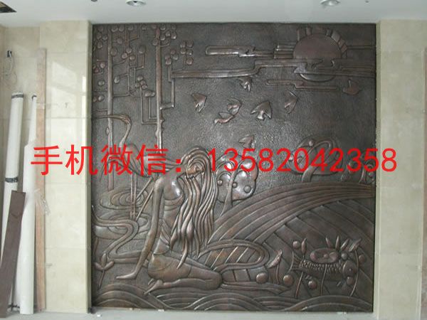 锻铜人物浮雕雕塑