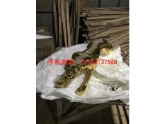 豹子雕塑，不锈钢镜面动物雕塑，青海不锈钢雕塑厂家图3