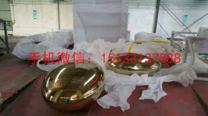 香槟金不锈钢鹅卵石雕塑2