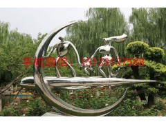 不锈钢抽象人物镜面雕塑，湖北环球不锈钢雕塑制作厂家图3