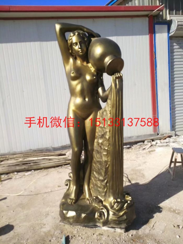 玻璃钢仿铜西方人物景观雕塑