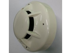 12/24V温感探测器JTW-ZCD-805开关量继电器图3