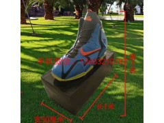 玻璃钢鞋子雕塑，宁夏玻璃钢雕塑厂家图2
