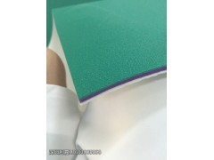 广东深圳供应绿色5.5mm厚羽毛球场地胶加厚耐磨型地胶图2