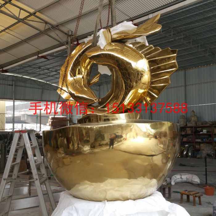 不锈钢金鱼雕塑,企业招财鱼不锈钢雕塑