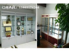 金湖玻璃展柜图2