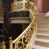 弧形设计铝艺雕花镀金楼梯护栏别墅酒店楼梯扶手安装