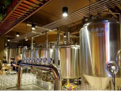 1000升小型啤酒设备「25年经验」品牌：山东中德图2