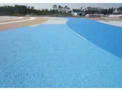 云南彩色防滑坡道施工，隧道出口防滑路面带队施工图2