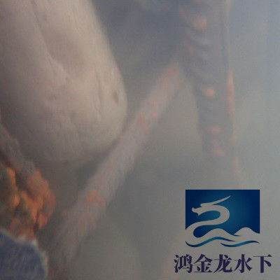 水下18