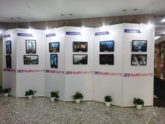 上海企业职工摄影展布展|挂作品展示架出租安装图3
