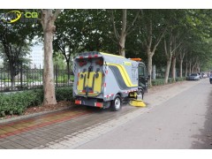 多功能电动洗扫车图2