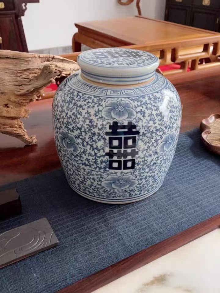 青花瓷双喜罐图片