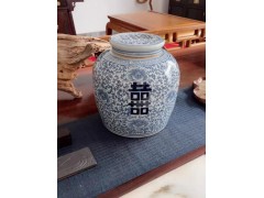 景德镇陶瓷加工定制 青花瓷陶瓷罐 陶瓷茶叶罐 插花摆件花瓶图2