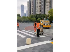 南京路面交通划线 路面车位划线 路面箭头划线图2