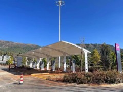 重庆汽车停车棚 充电桩雨棚 学校看台张拉膜 球场雨棚厂家定制图4