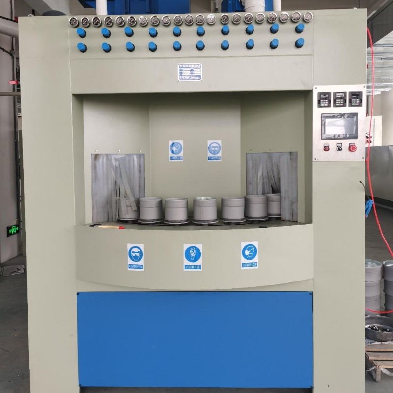 76b2e31d-4e42-4188-bcb4-6b4c0a8a07be_large