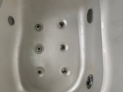 上海阿波罗浴缸指定维修图2