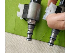 贺德克电磁阀WS10W-01-C-N-24DG 使用须知图2